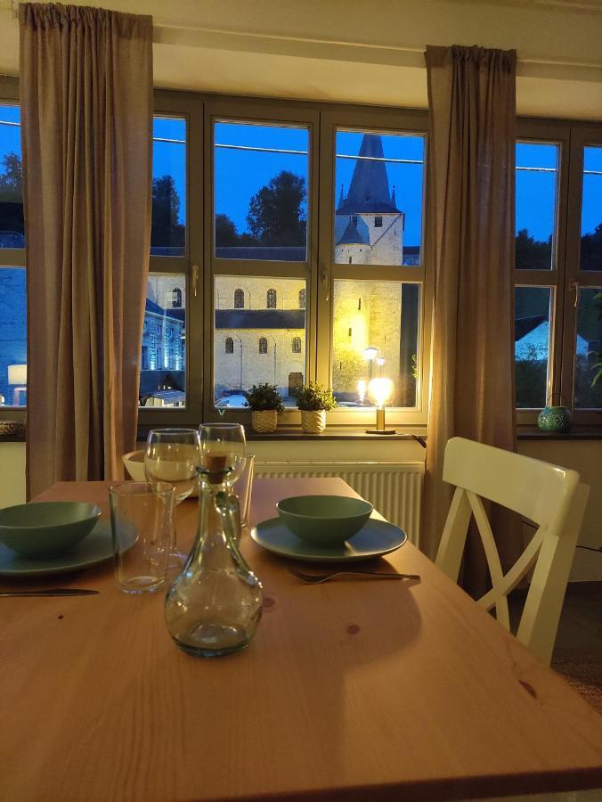 Gite A L'Ombre Du Clocher Avec Jacuzzi Et Sauna Privatifs Celles  Exterior photo
