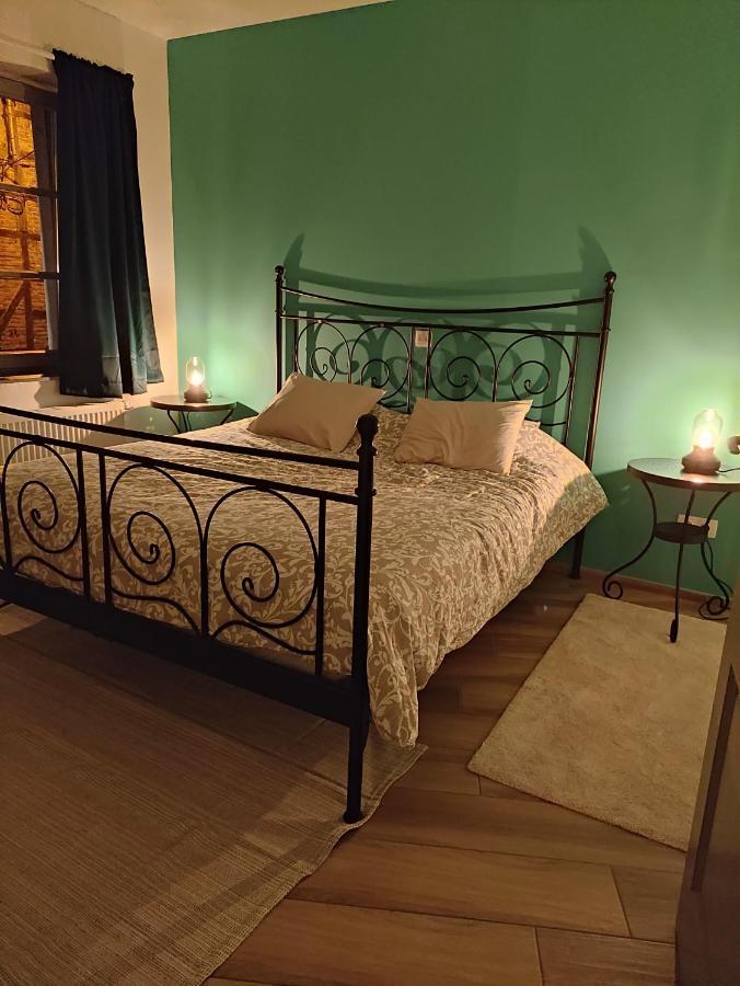 Gite A L'Ombre Du Clocher Avec Jacuzzi Et Sauna Privatifs Celles  Exterior photo