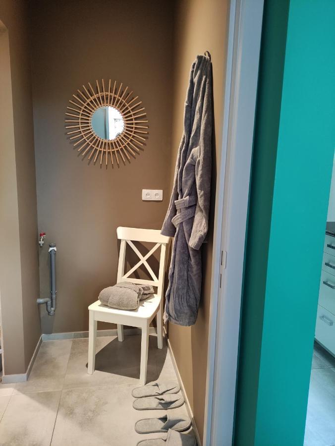Gite A L'Ombre Du Clocher Avec Jacuzzi Et Sauna Privatifs Celles  Exterior photo