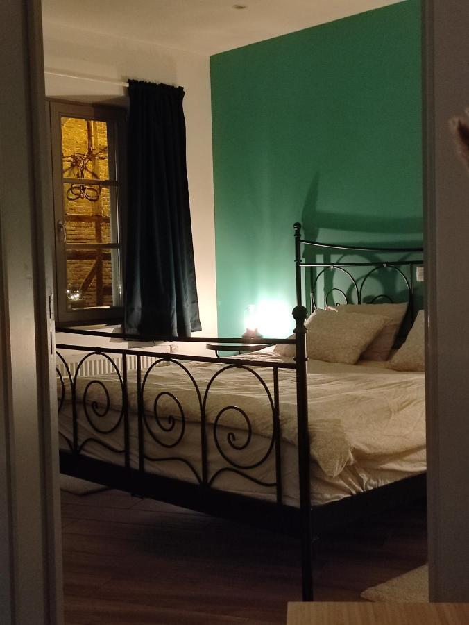 Gite A L'Ombre Du Clocher Avec Jacuzzi Et Sauna Privatifs Celles  Exterior photo